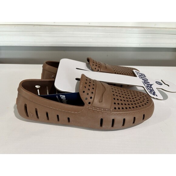 Floafers Country Club Driver 2.0 Men’s 8D Loafer Style Boat Shoes Chestnut Hill - Picture 1 of 5